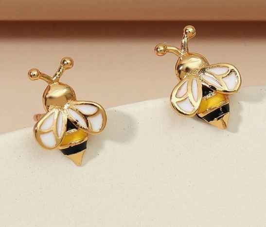 E177 - Bee Happy Bee Stud Earrings - Jewelry  from Shein